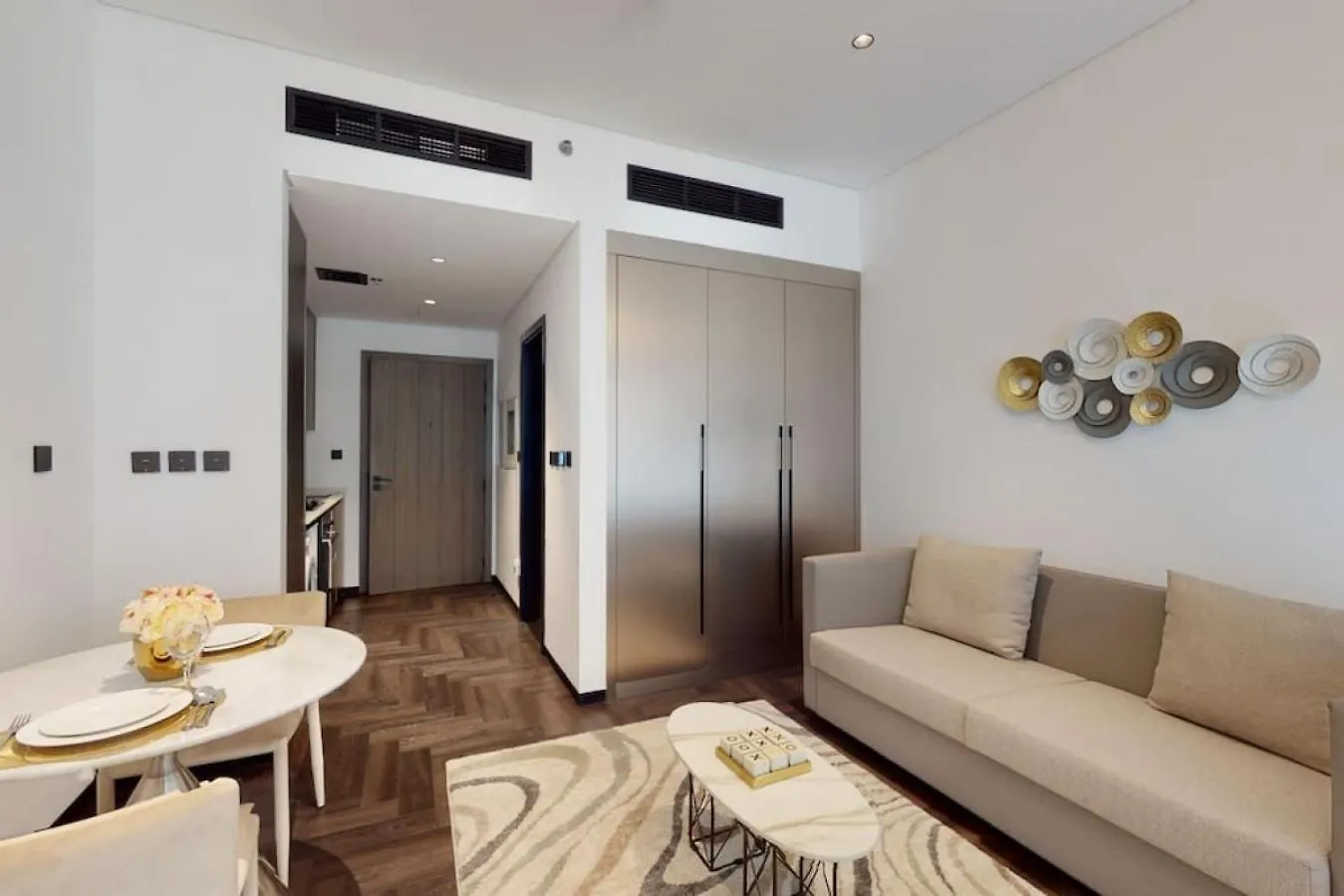 Apartment O Ten Al Jaddaf - Stylish Studio Dubai
